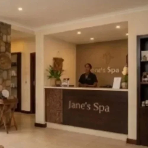 Pari Spa
